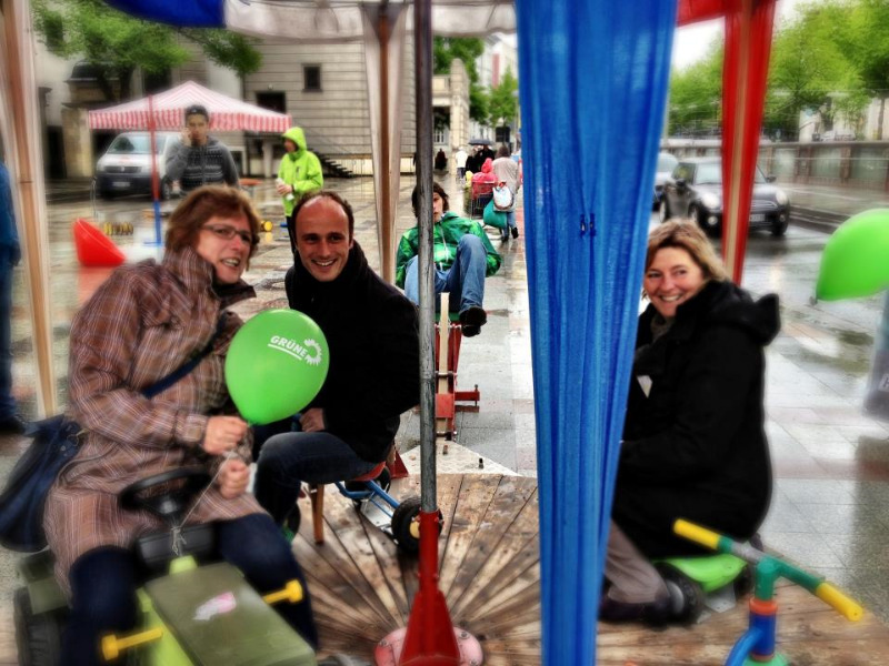 Auf der strada geht’s auch anders – GRÜNE Bühne mit Landesvorsitzendem Sven Lehmann u.a.