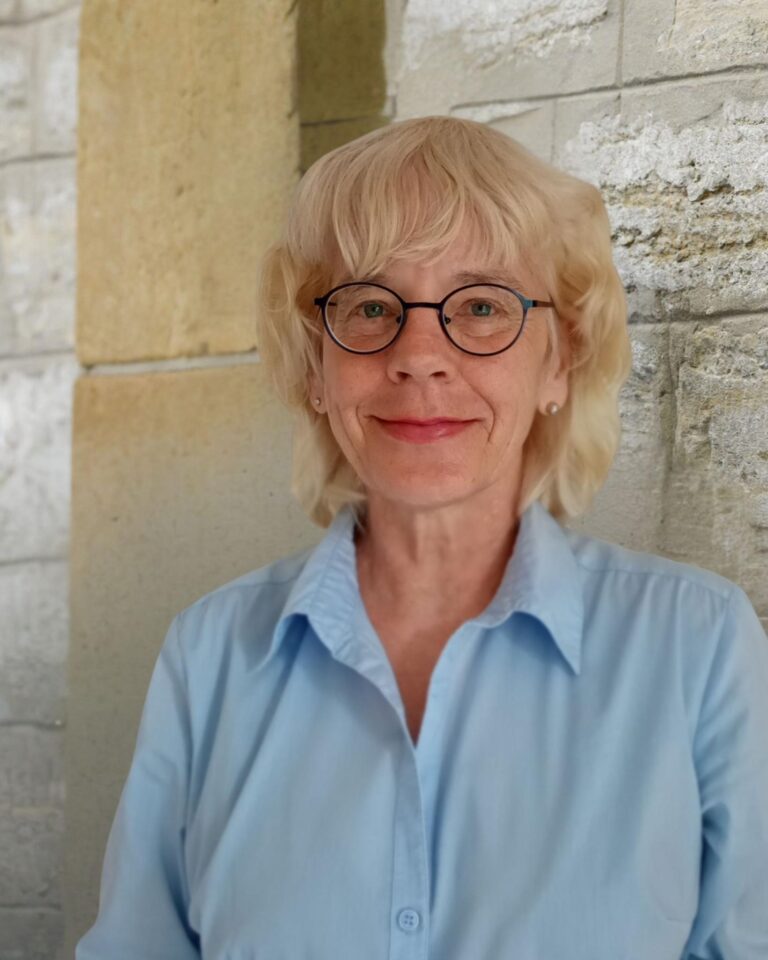 Dr. Adele Gerdes