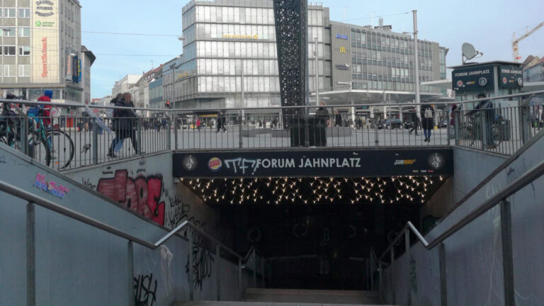 Jahnplatztunnel: Ankauf, wenn Preis verantwortbar ist. Mögliche Nutzungen unter Beteiligung der Bürger*innen entwickeln!