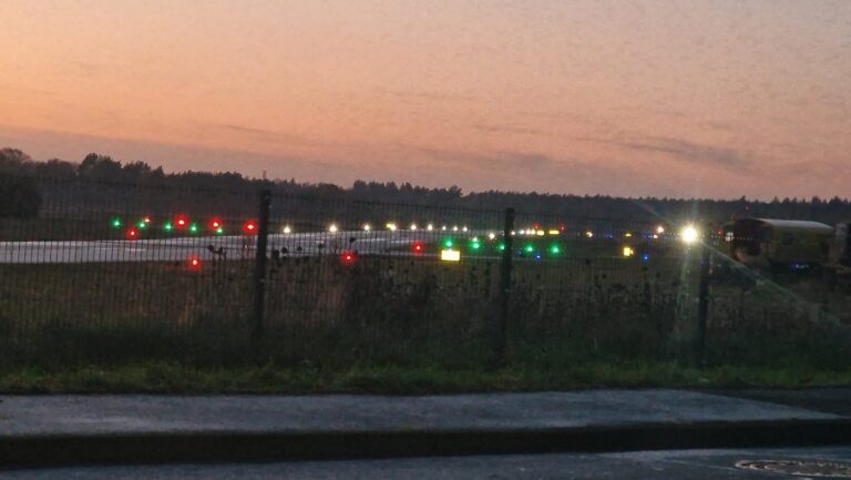 Flugplatz Windelsbleiche: Hangarbau vor Trinkwasserversorgung